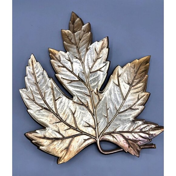 Vintage Syroco Maple Leaf Wall Decor‎ Hanging Gold Tone Sculpture Curved 12" - Picture 2 of 5